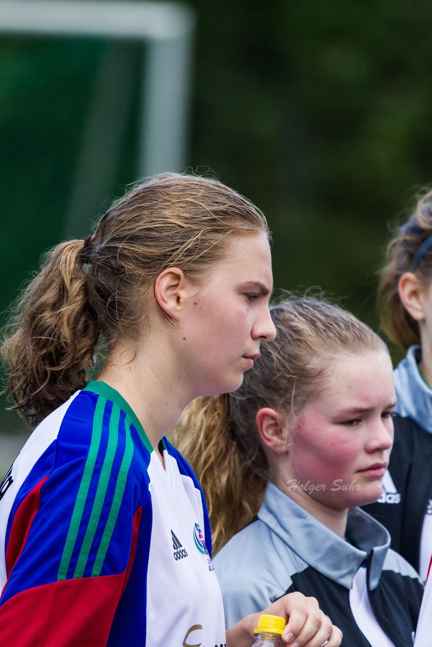 Bild 197 - B-Juniorinnen SV Henstedt Ulzburg - Frauen Bramfelder SV 3 : Ergebnis: 9:0